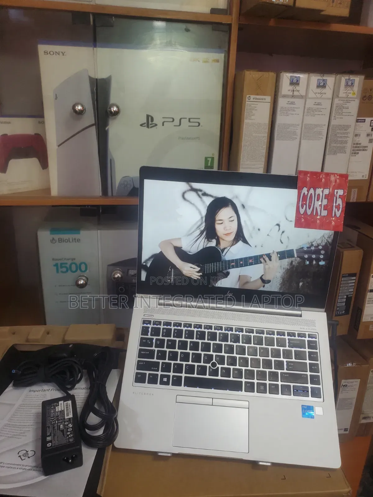 New Laptop HP EliteBook 820 G2 12GB Intel Core 5 SSD 256GB