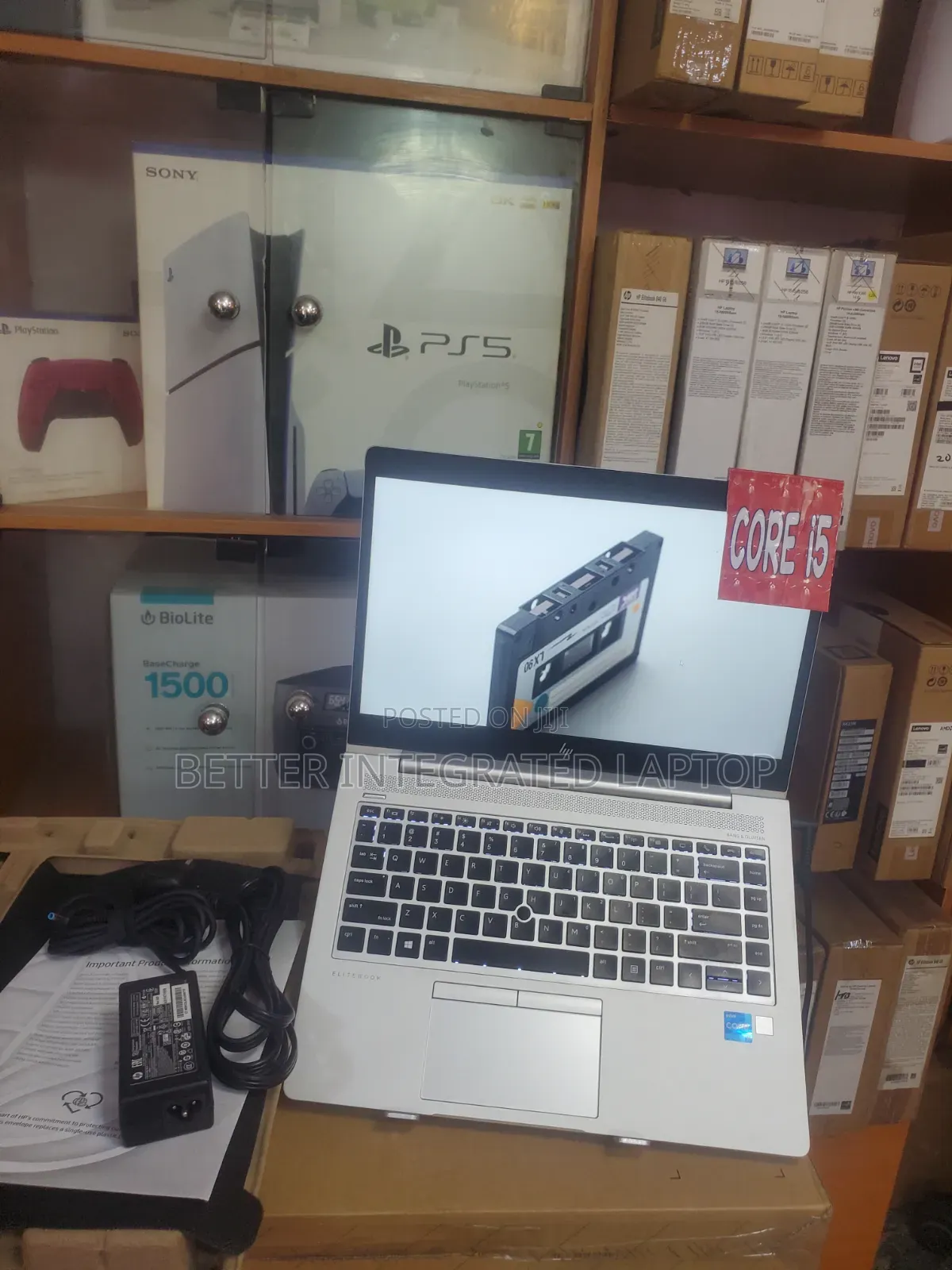 New Laptop HP EliteBook 820 G2 16GB Intel Core 5 SSD 256GB