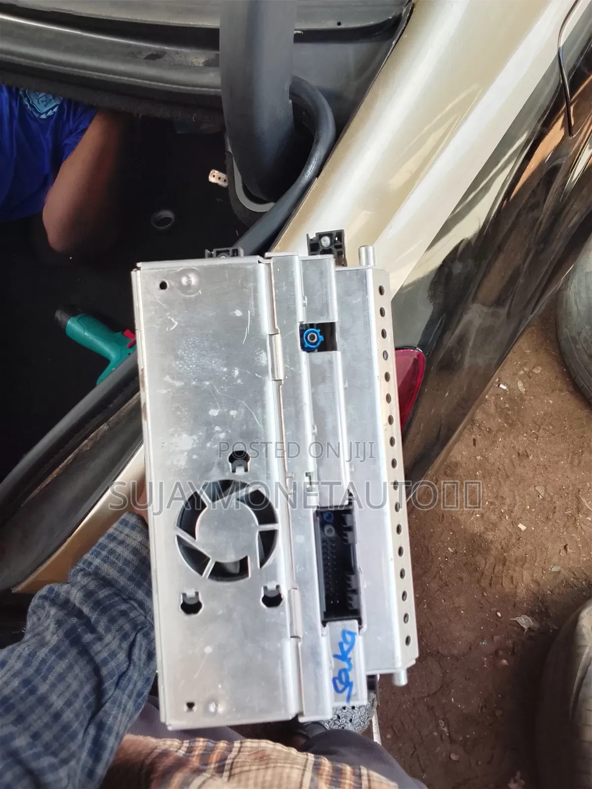 Mercedes Benz S Class 221 Radio