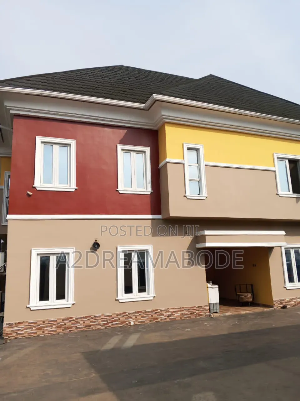 6bdrm Duplex in Opic, Isheri North for sale