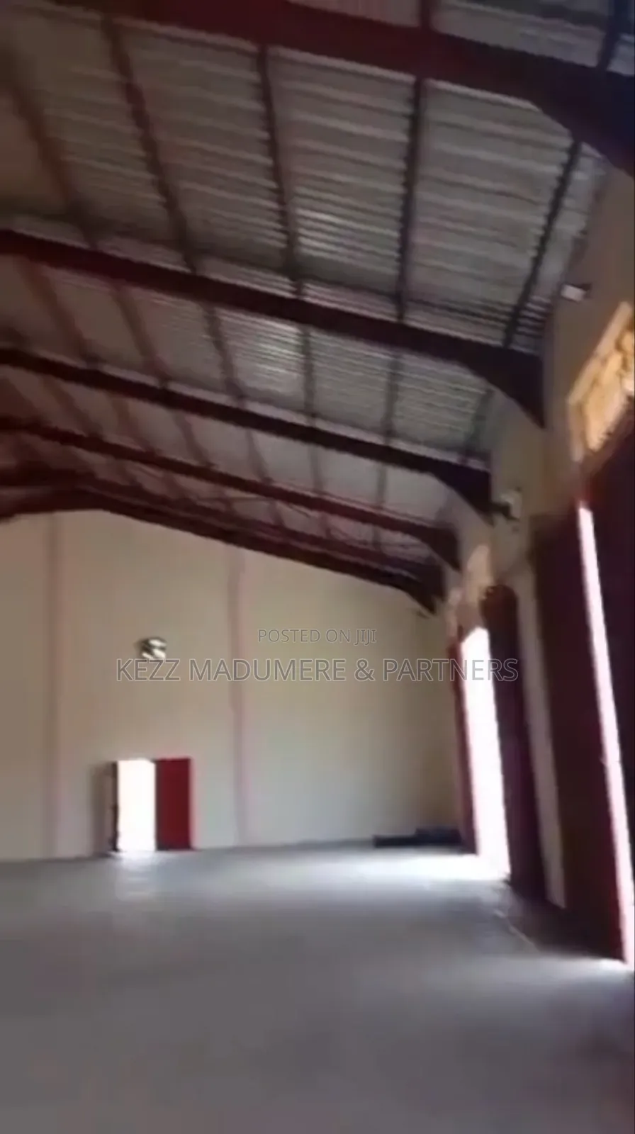 For Sale : 1000 SQMTRS Warehouse at Durumi