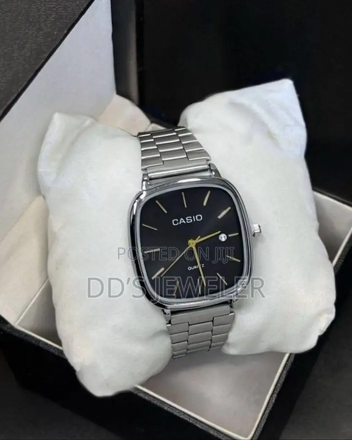 Cassio Wristwatch
