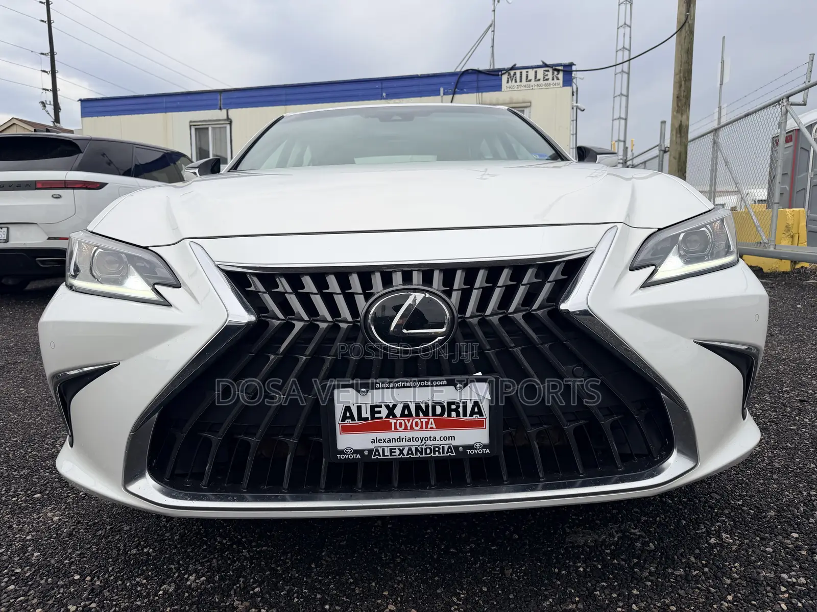 Lexus ES 350 Luxury FWD 2023 White