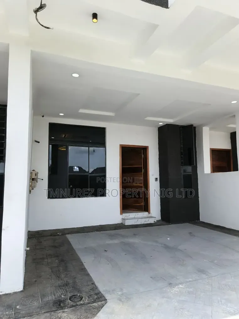 3bdrm Duplex in Abram Adesanya for sale