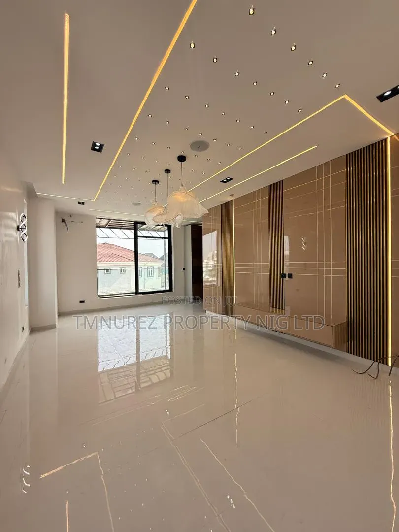 4bdrm Duplex in Ajah, Abraham Adesanya Estate for sale