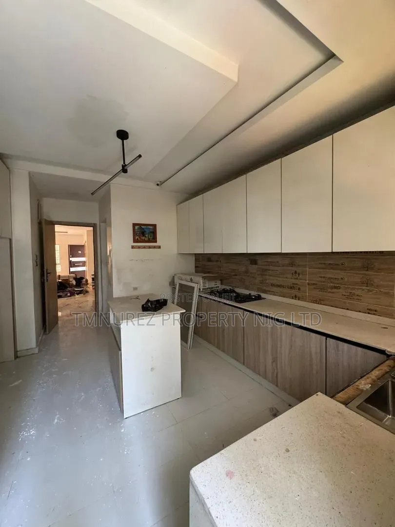 4bdrm Duplex in Haris Drive, VGC / Ajah for rent