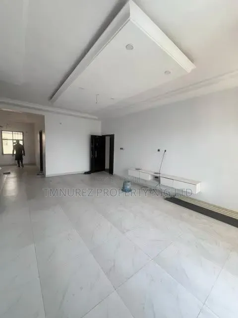 2bdrm Apartment in Ikate for rent
