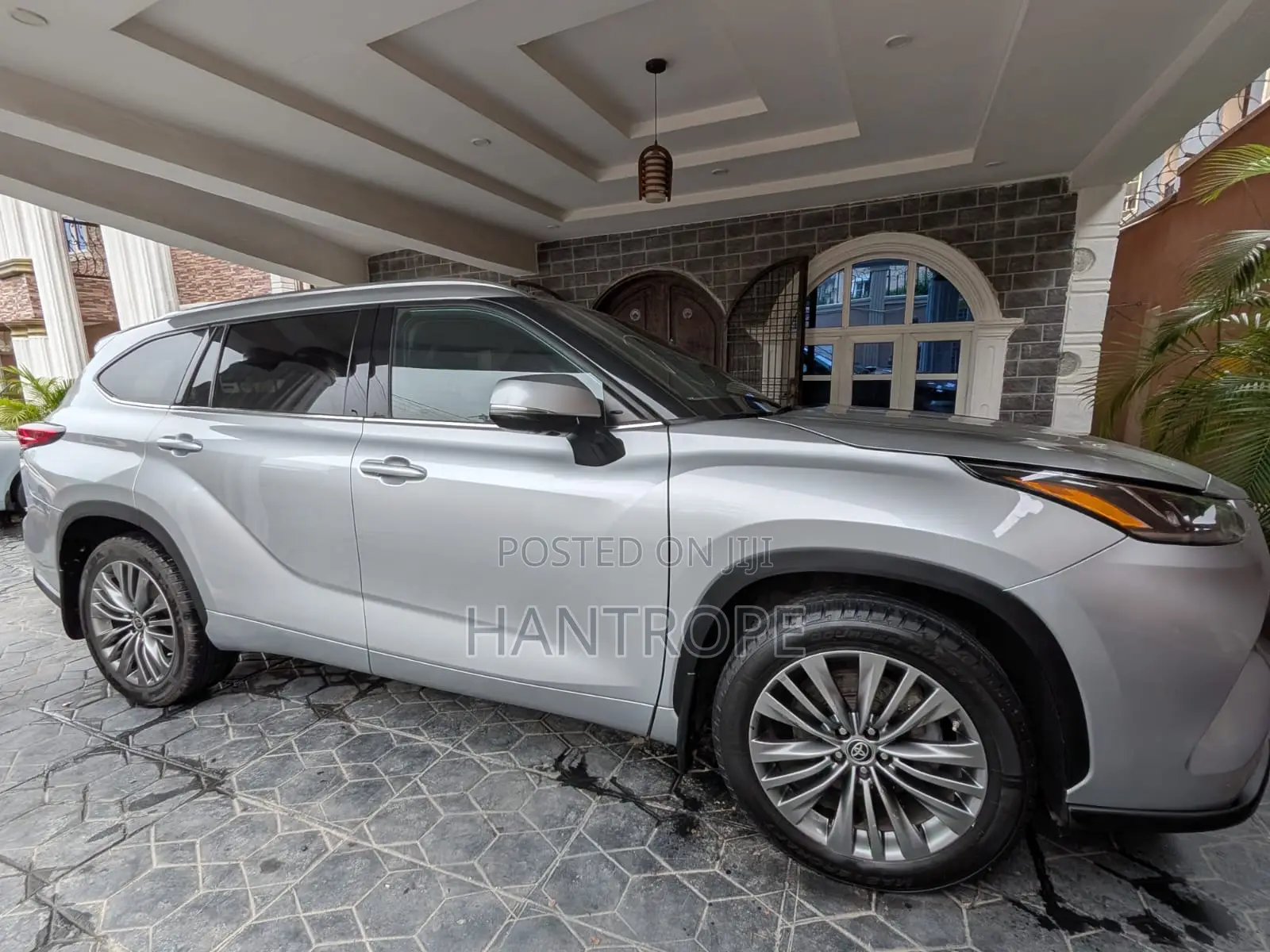 Toyota Highlander Platinum 2021 Silver