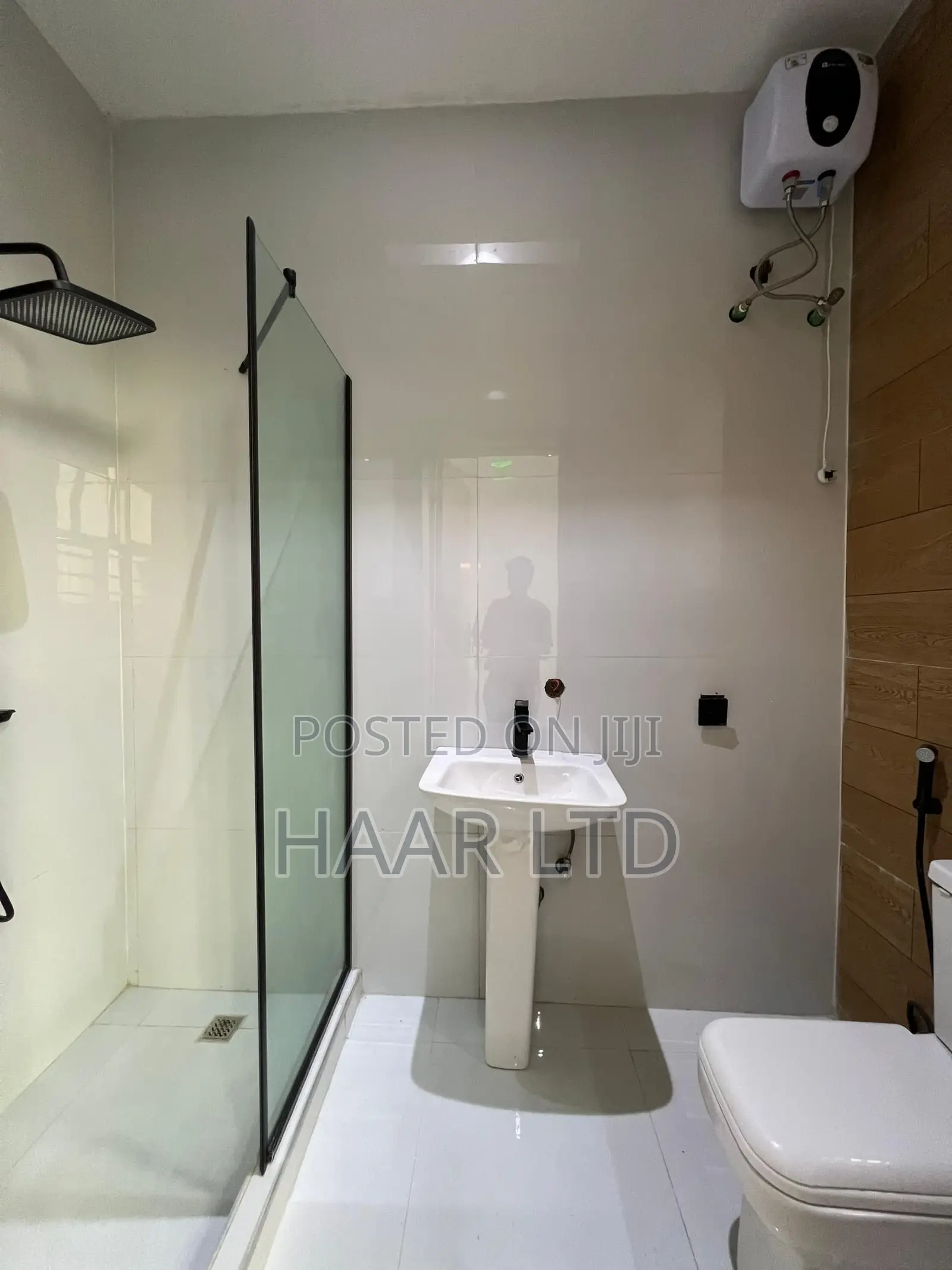 Fully Serviced 2 Bedroom Apartment