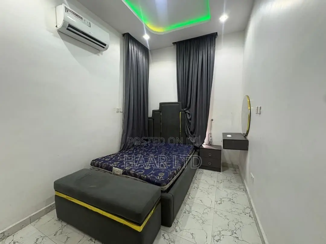 4bdrm Duplex in Lekki Phase 2 for rent