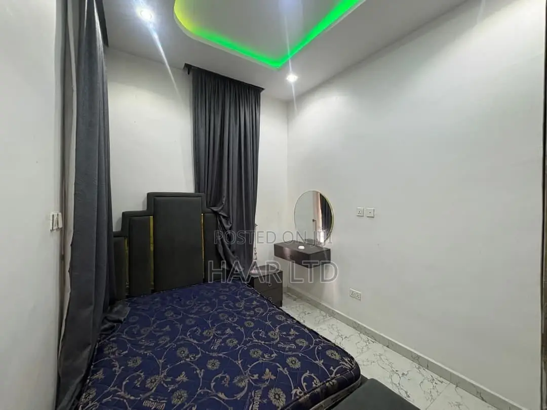 4bdrm Duplex in Lekki Phase 2 for rent