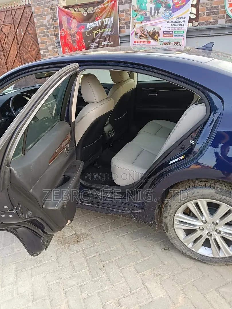 Lexus ES 350 FWD 2014 Blue