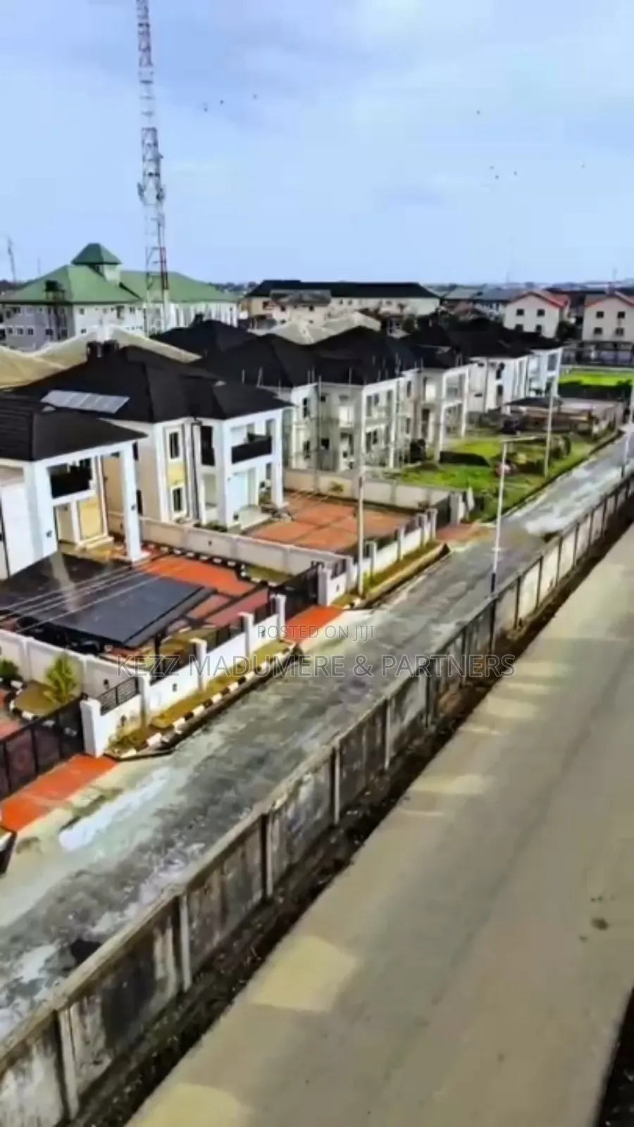 5bdrm Duplex in Gated Estate, Off for sale