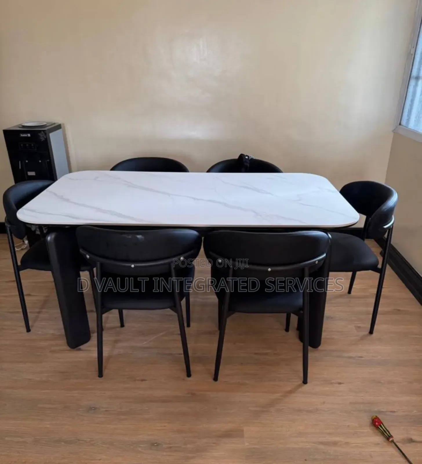 6 Seater Deluxe Dining/ Modern Dining