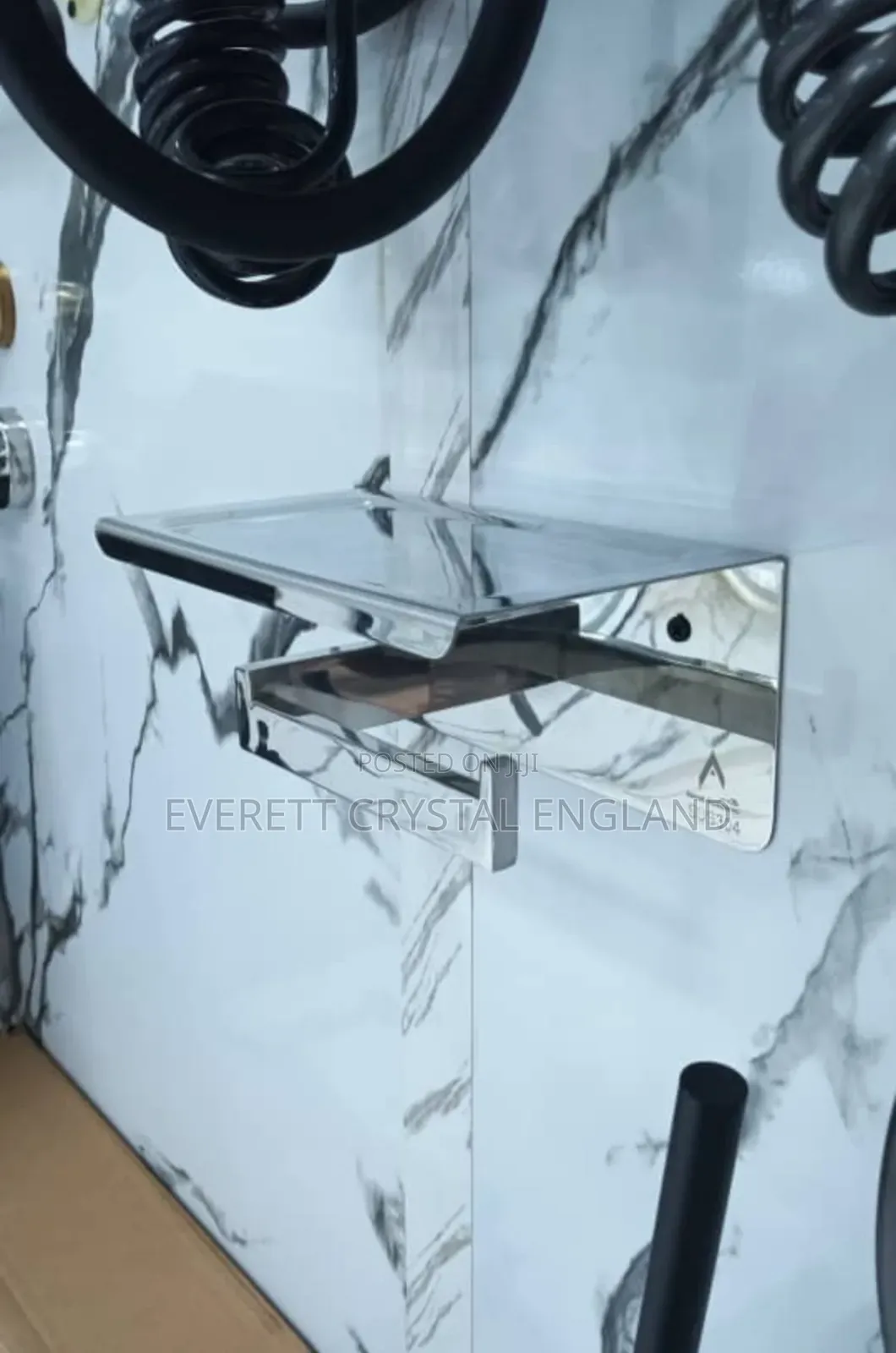 Chrome Tissue Holder