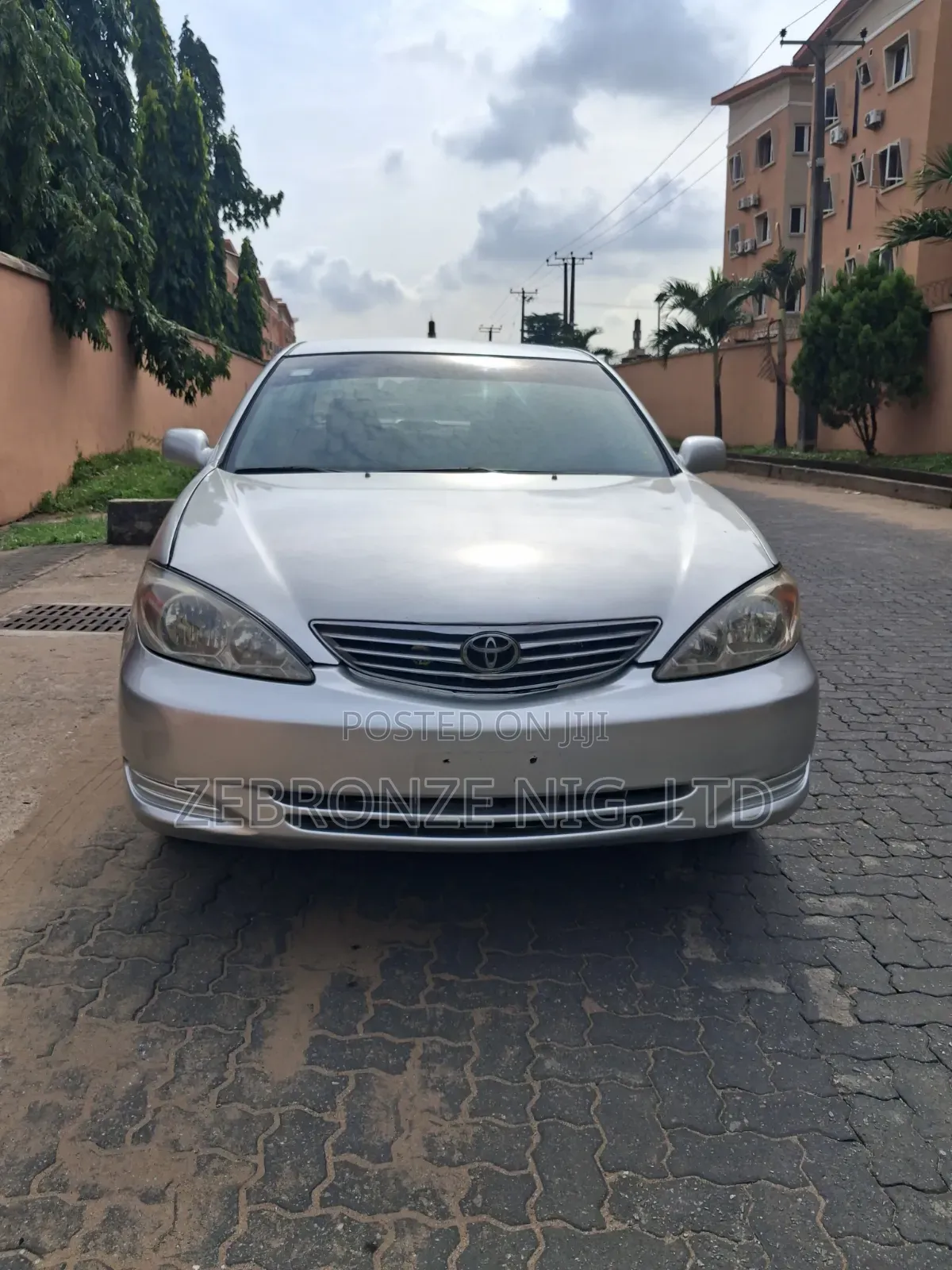 Toyota Camry LE 4dr Sedan (2.4L 4cyl 4A) 2004 Silver