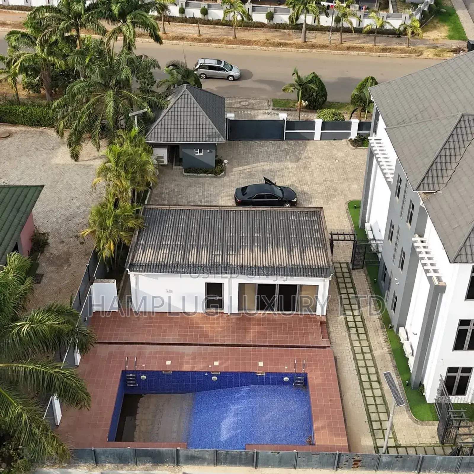 Furnished 3bdrm Apartment in Katampe, Central Business District