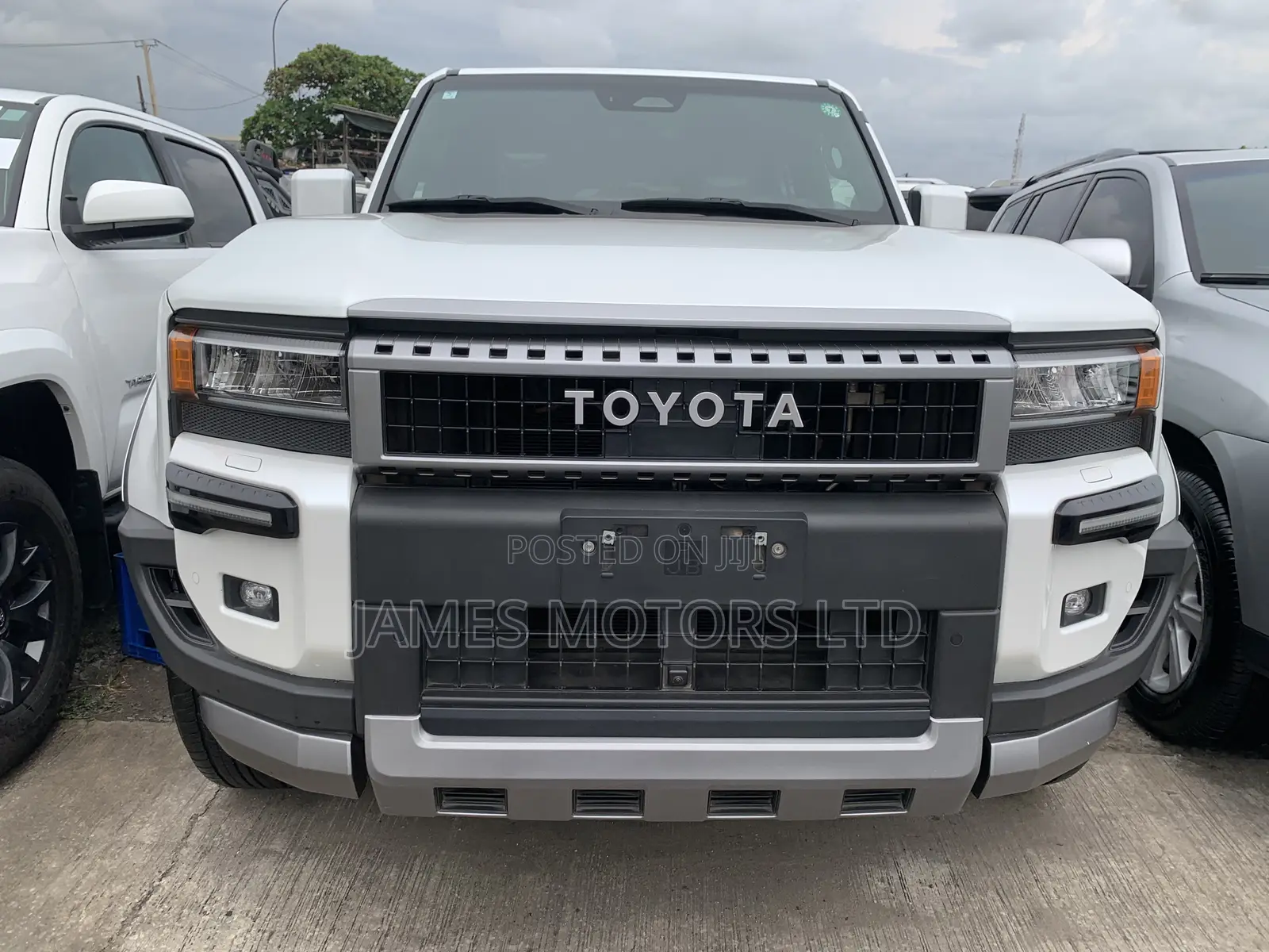 Toyota Land Cruiser 2024 White