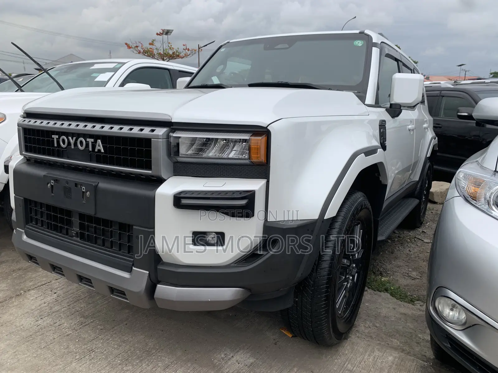 Toyota Land Cruiser 2024 White