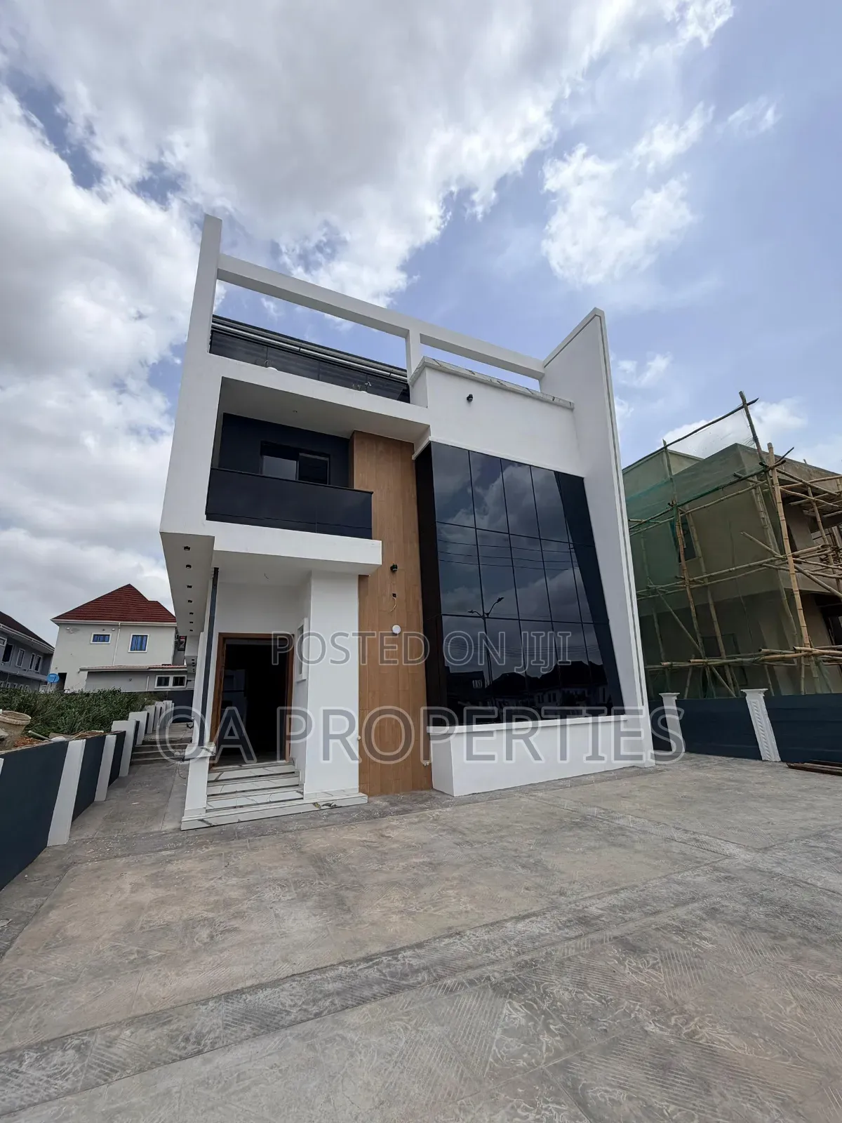 5bdrm Duplex in Lere Adigun Gra for sale