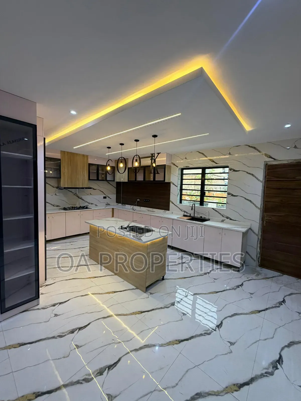 5bdrm Duplex in Lere Adigun Gra for sale