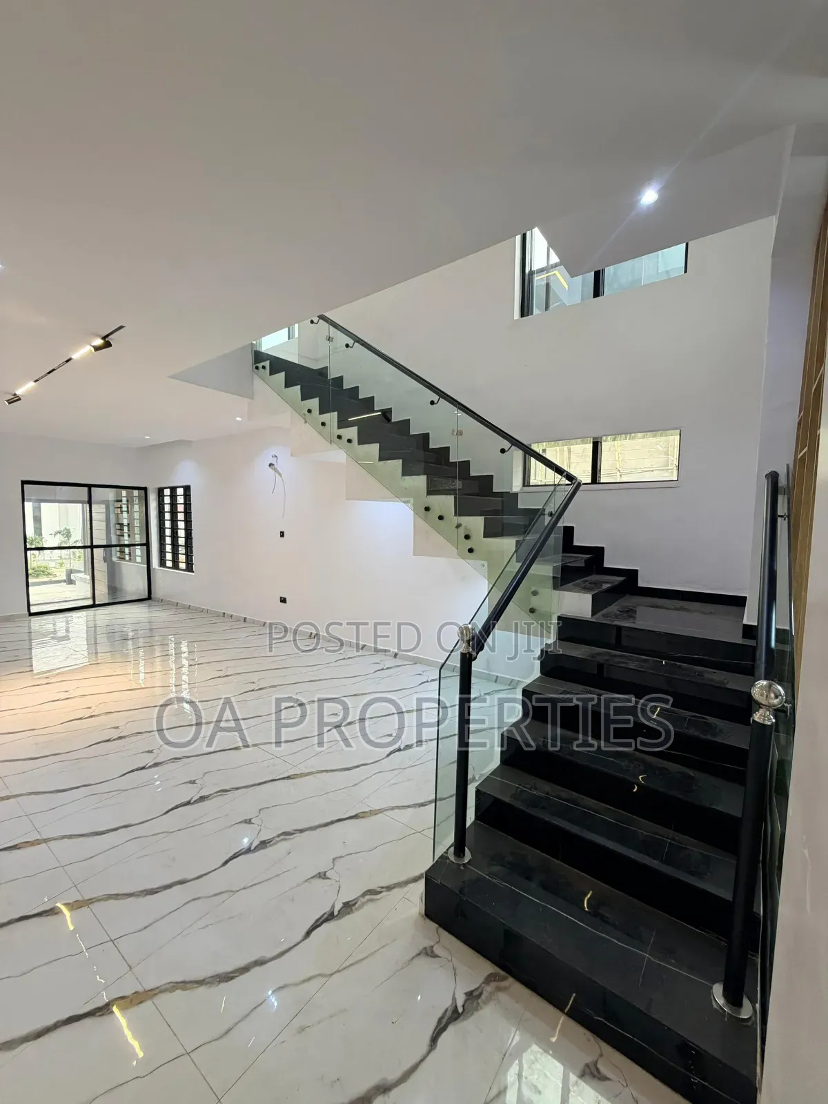 5bdrm Duplex in Lere Adigun Gra for sale