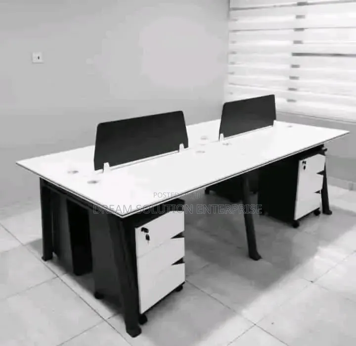 Standard Office Workstation by 4