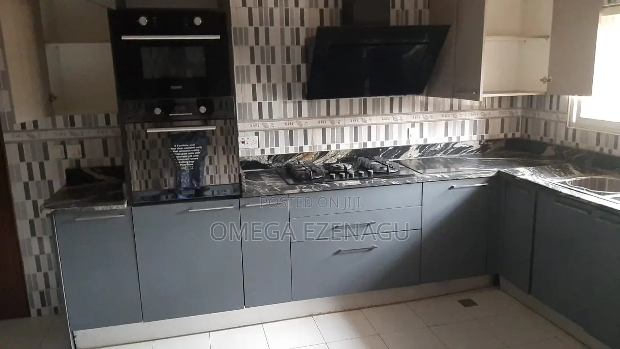 5bdrm House in Jabi for sale