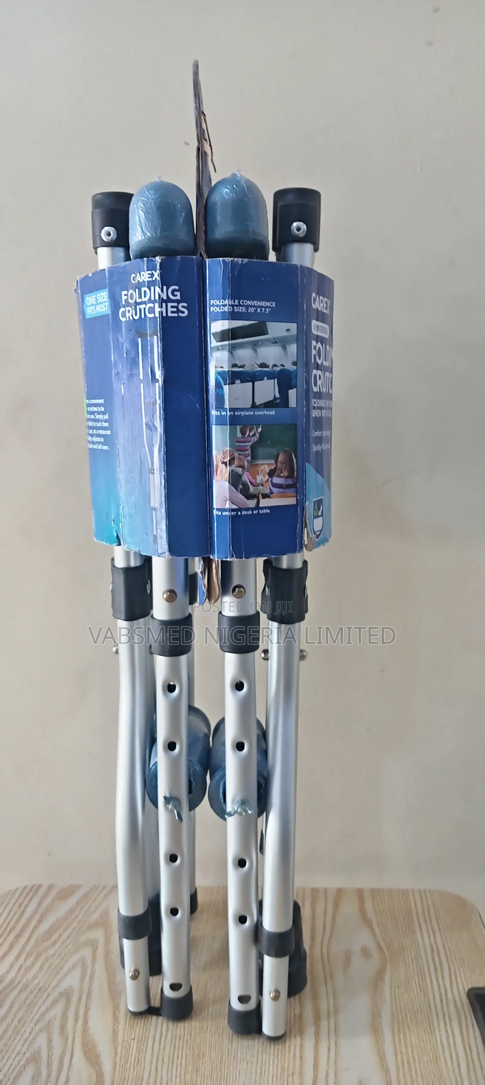 Underarm Folding Crutches