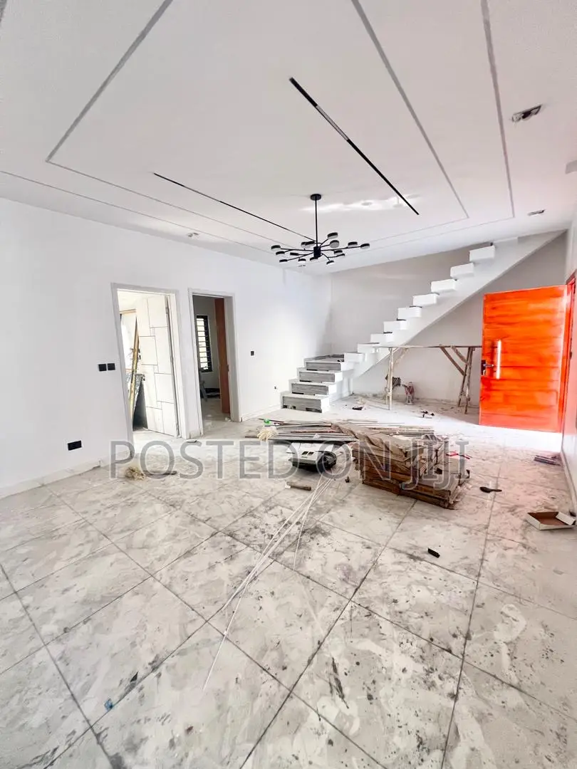 4bdrm Townhouse/Terrace in Ajah for sale