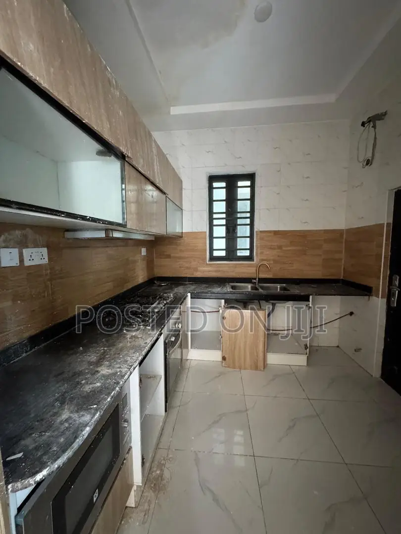2bdrm Apartment in Ologolo for rent