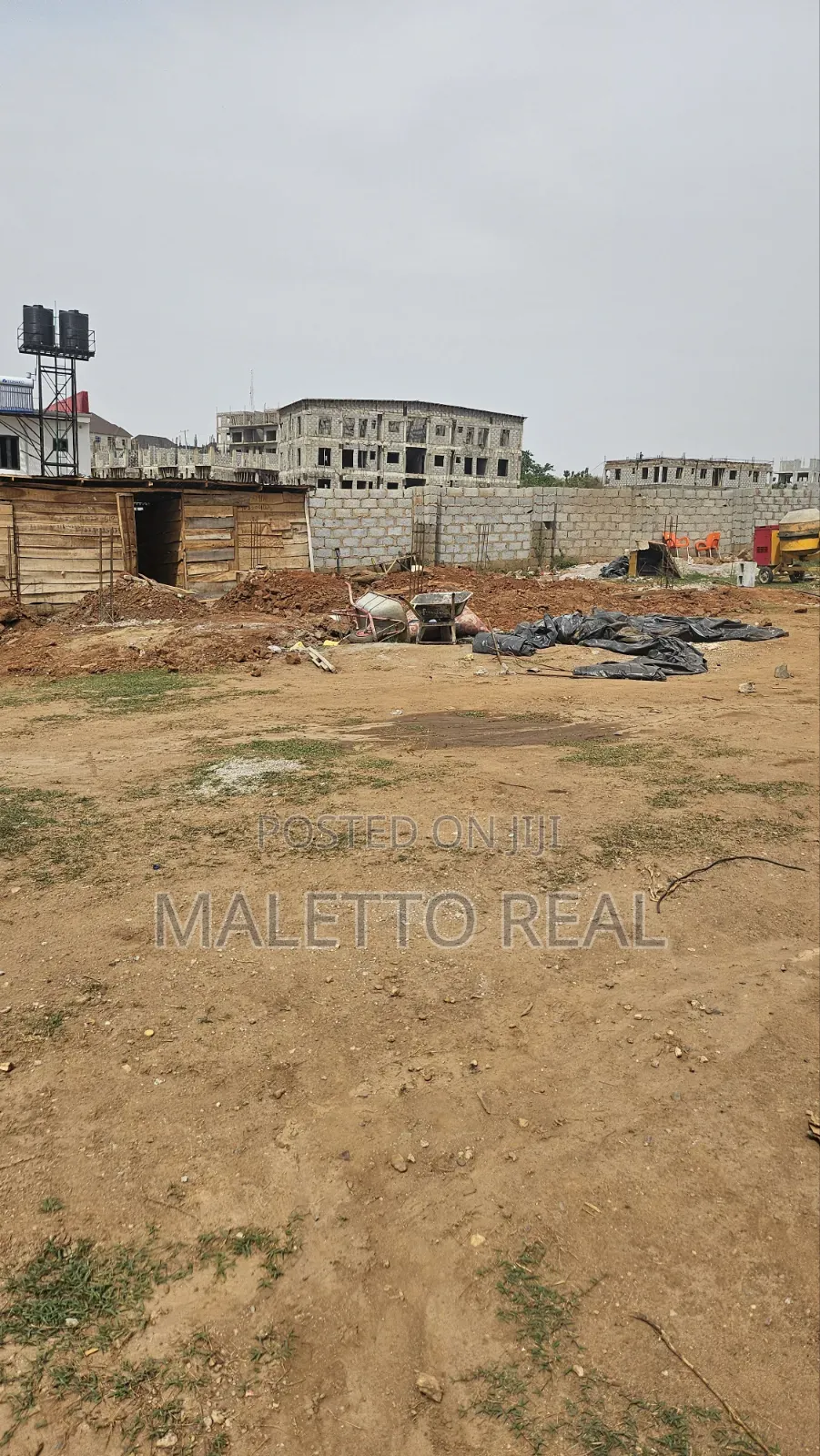 Estate Land in Lifecamp