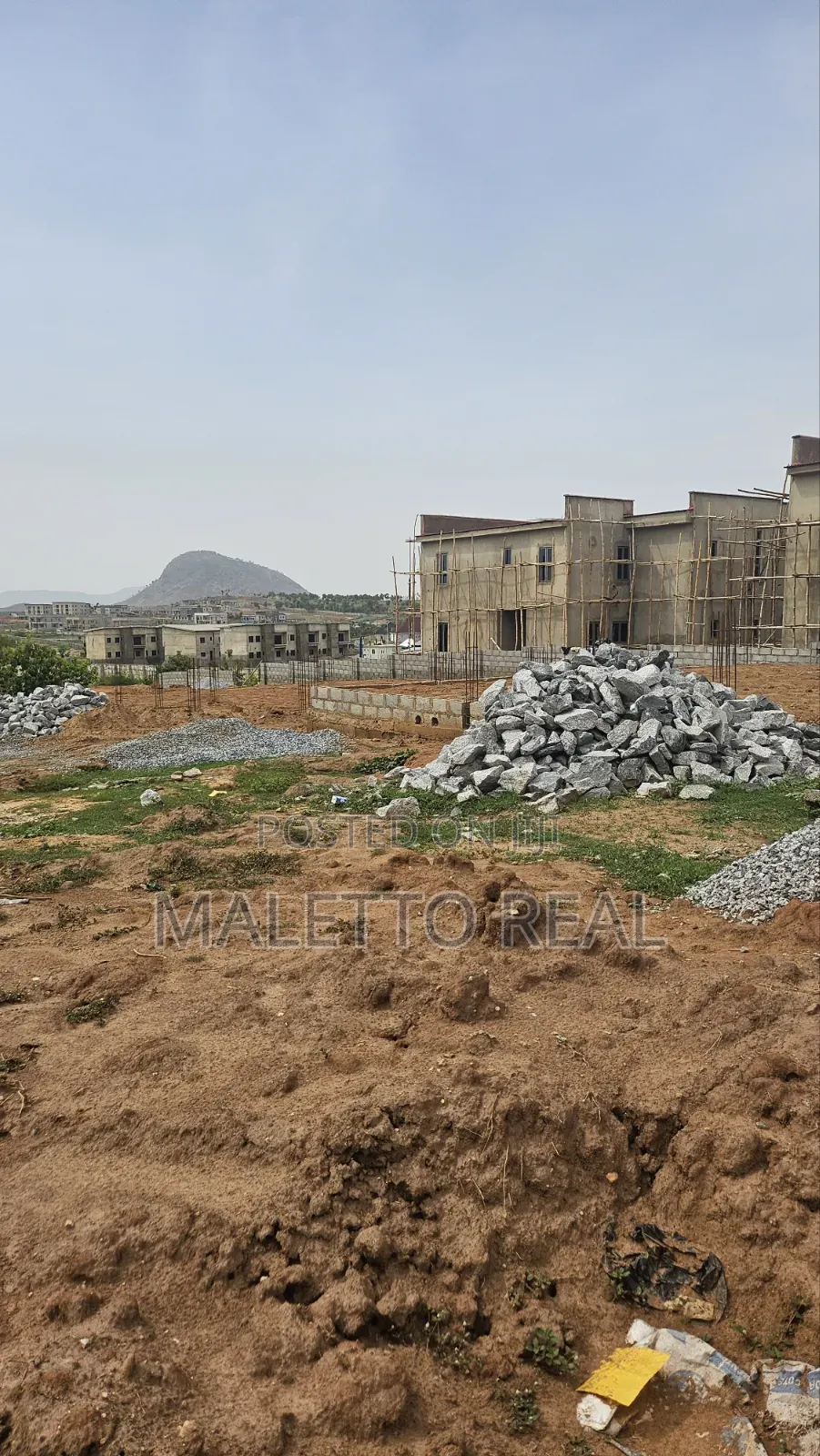 Estate Land in Lifecamp