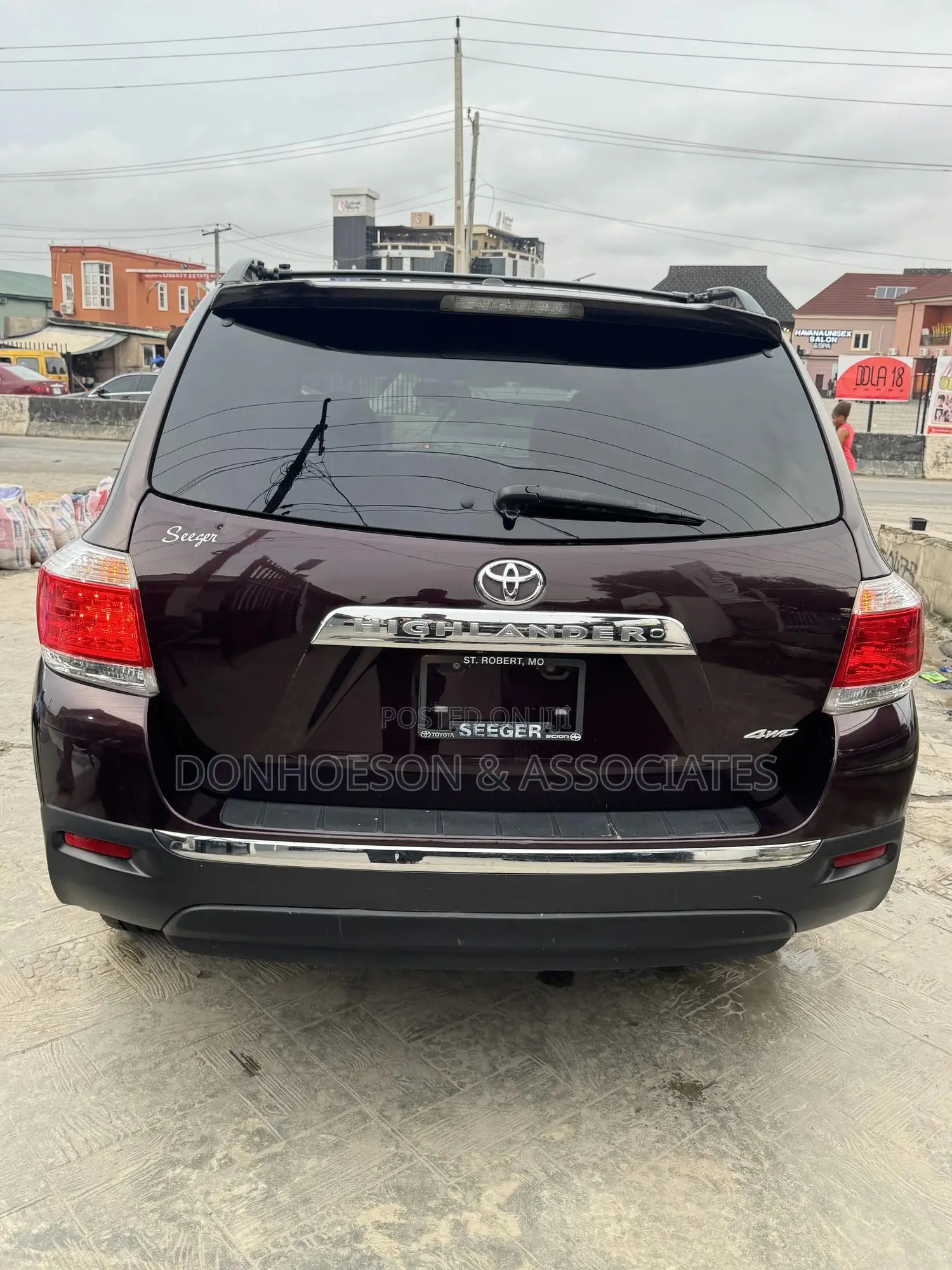 Toyota Highlander SE 3.5L 4WD 2013 Burgundy