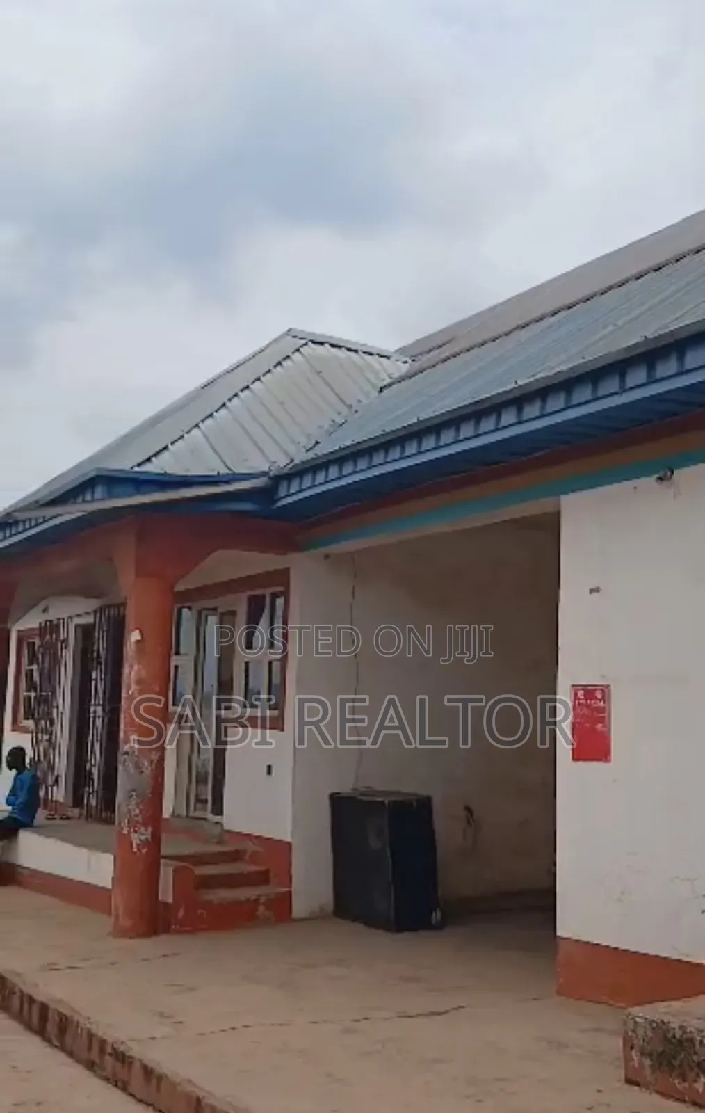 Functional Solar Powered Filling Station With 5 Pumps