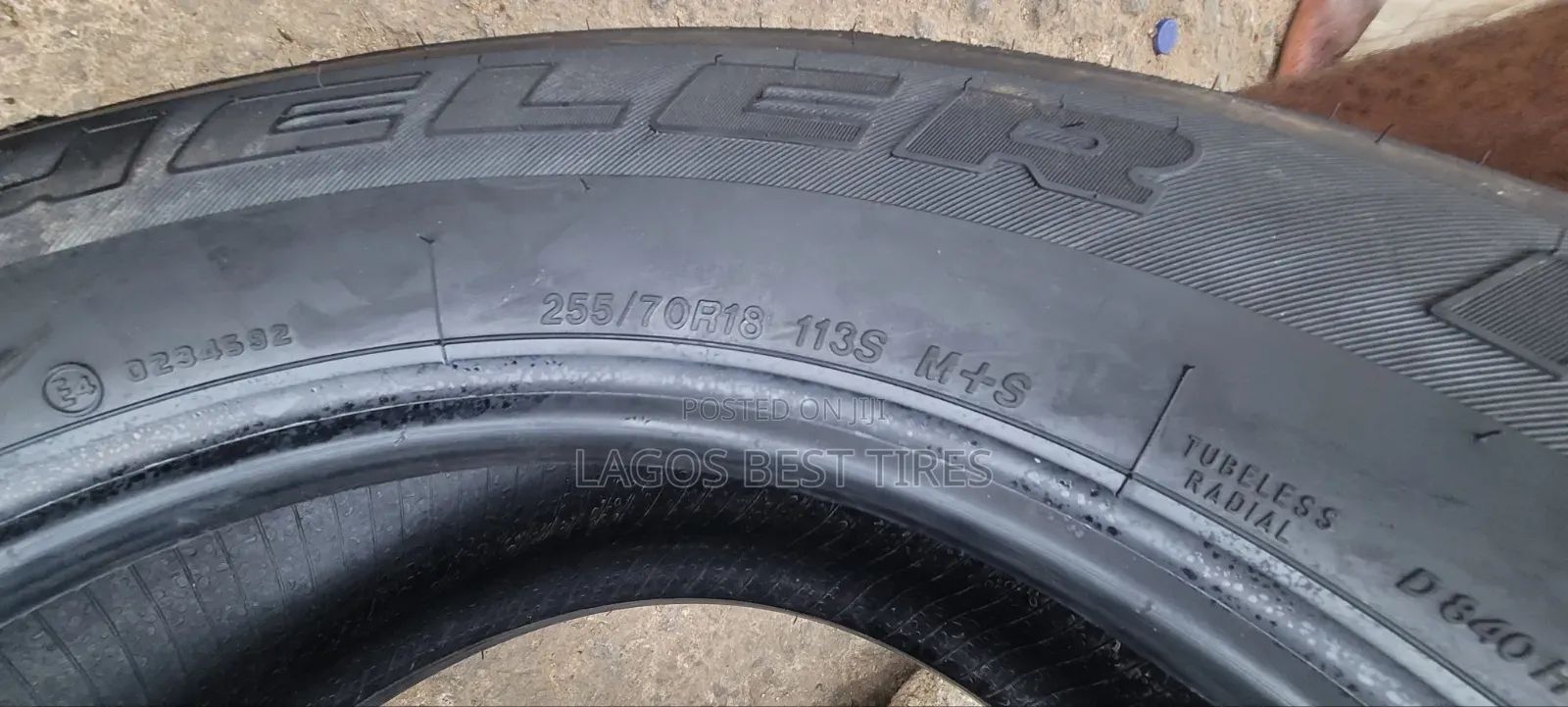 Original Bridgestone Dueler 255/70/18 - Heavy Duty/High Comfort