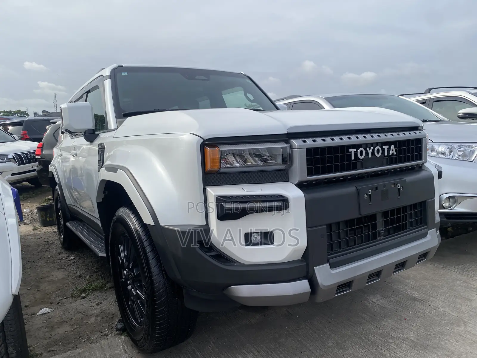 Toyota Land Cruiser Prado 2.4 Petrol 2025 White