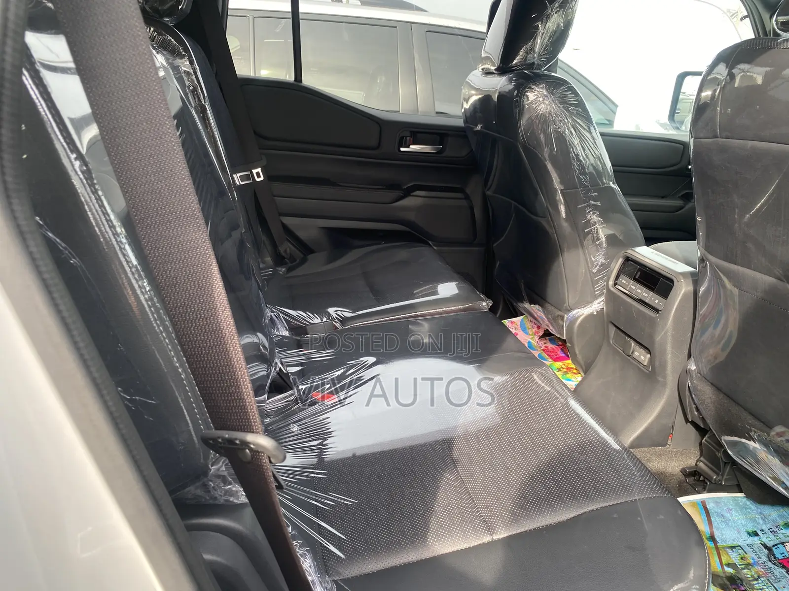 Toyota Land Cruiser Prado 2.4 Petrol 2025 White