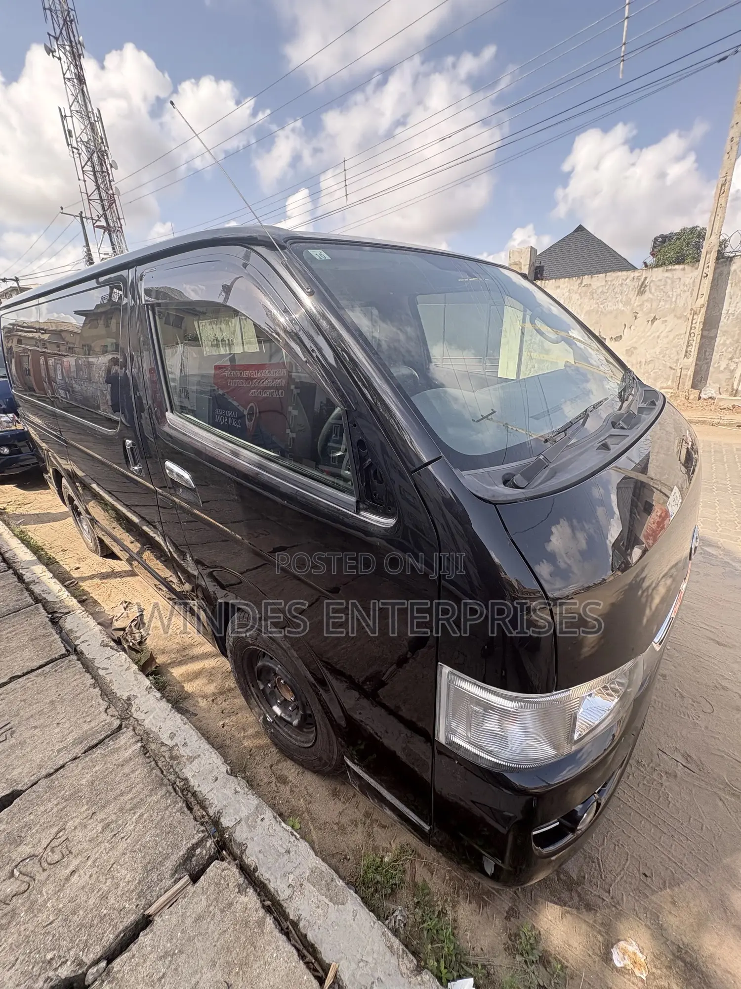 Toyota HiAce 2009 Black