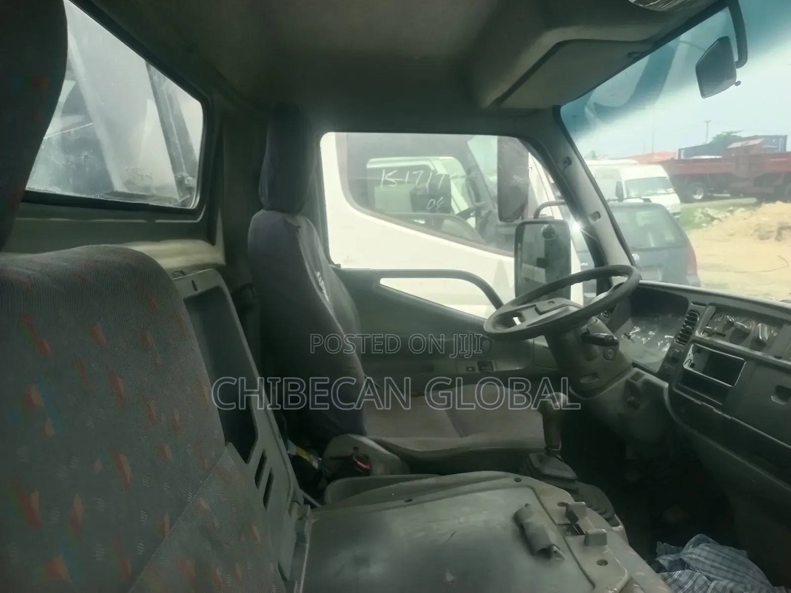 Mitsubishi Canter Pickup Truck 6 Tyres (Foreign Used)