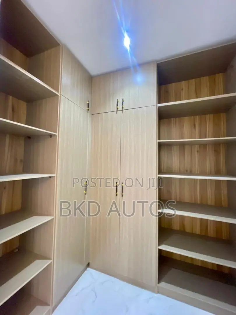 4bdrm Duplex in Lekki for sale