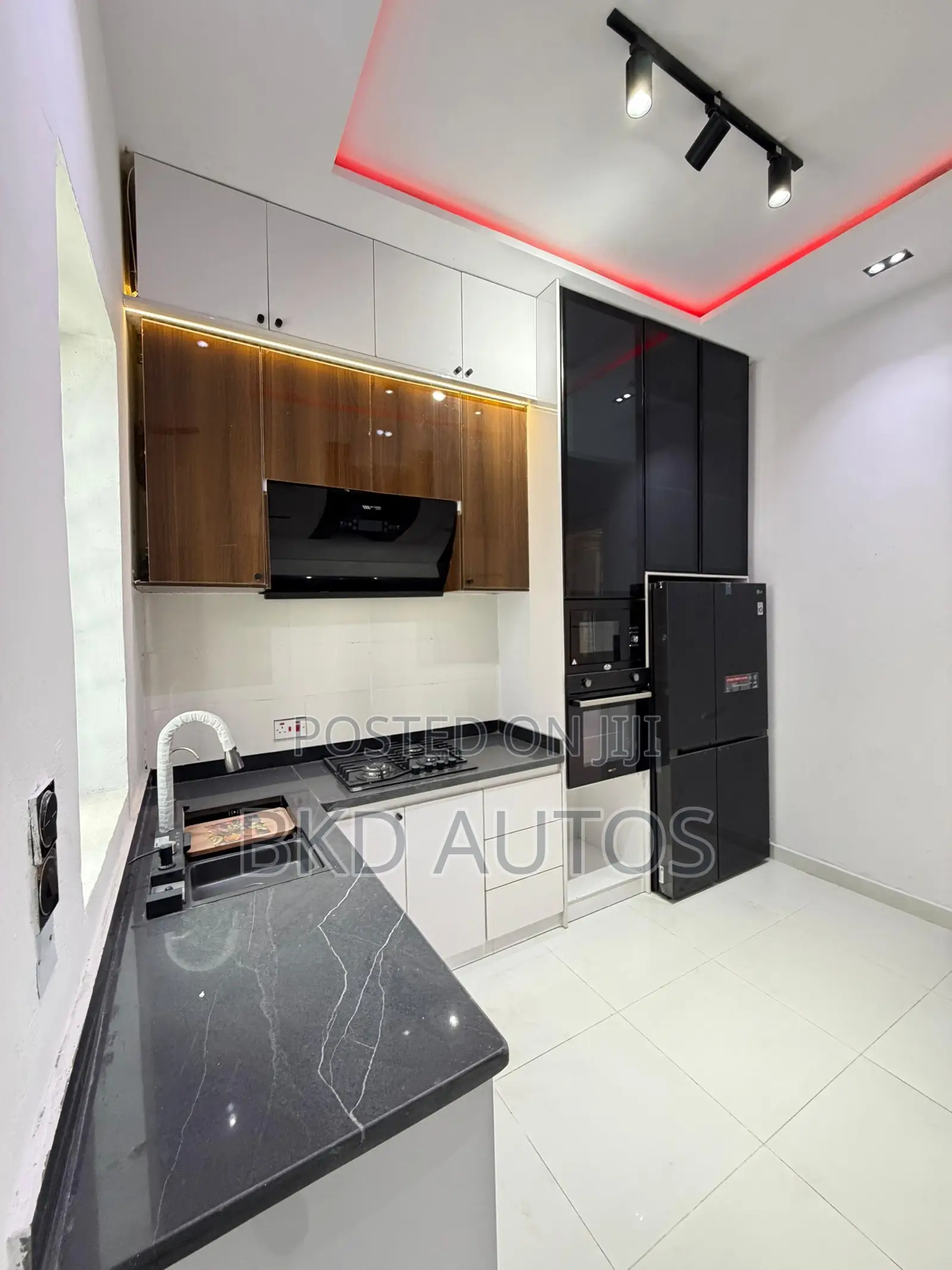 3bdrm Duplex in Ikota for sale