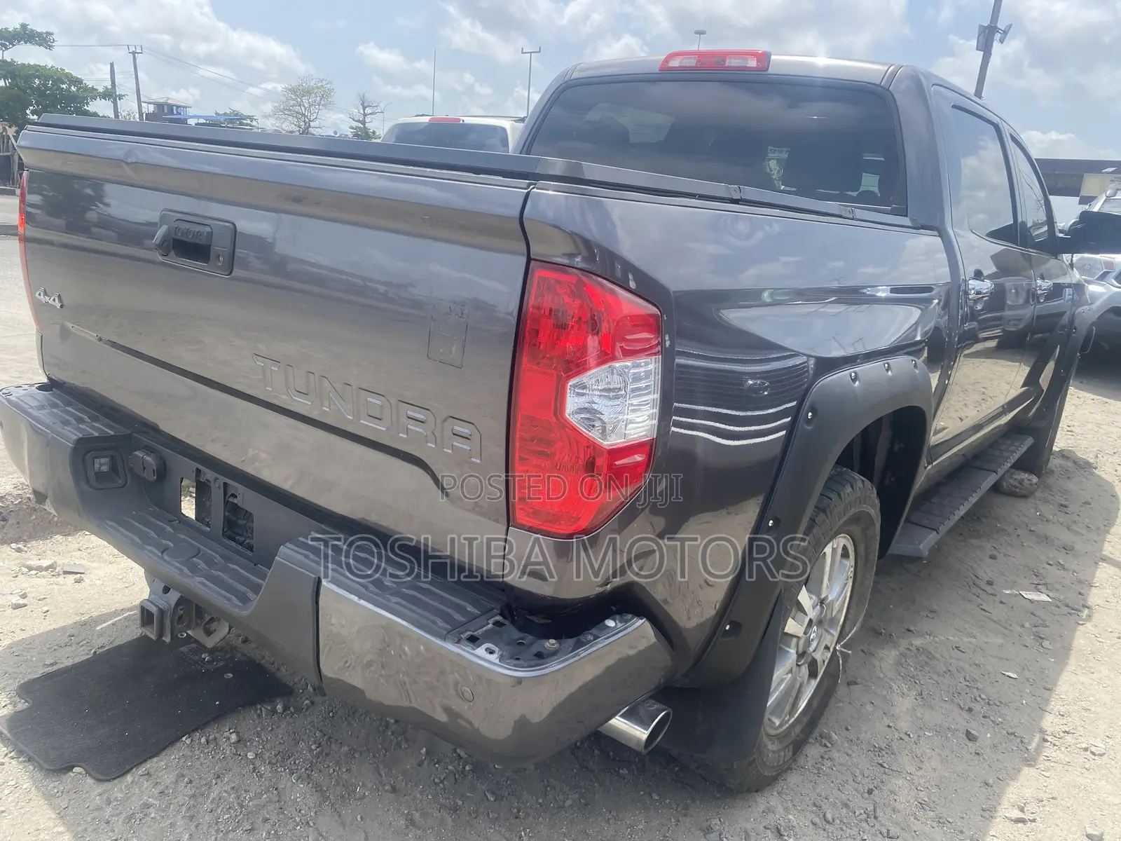 Toyota Tundra 2017 Gray