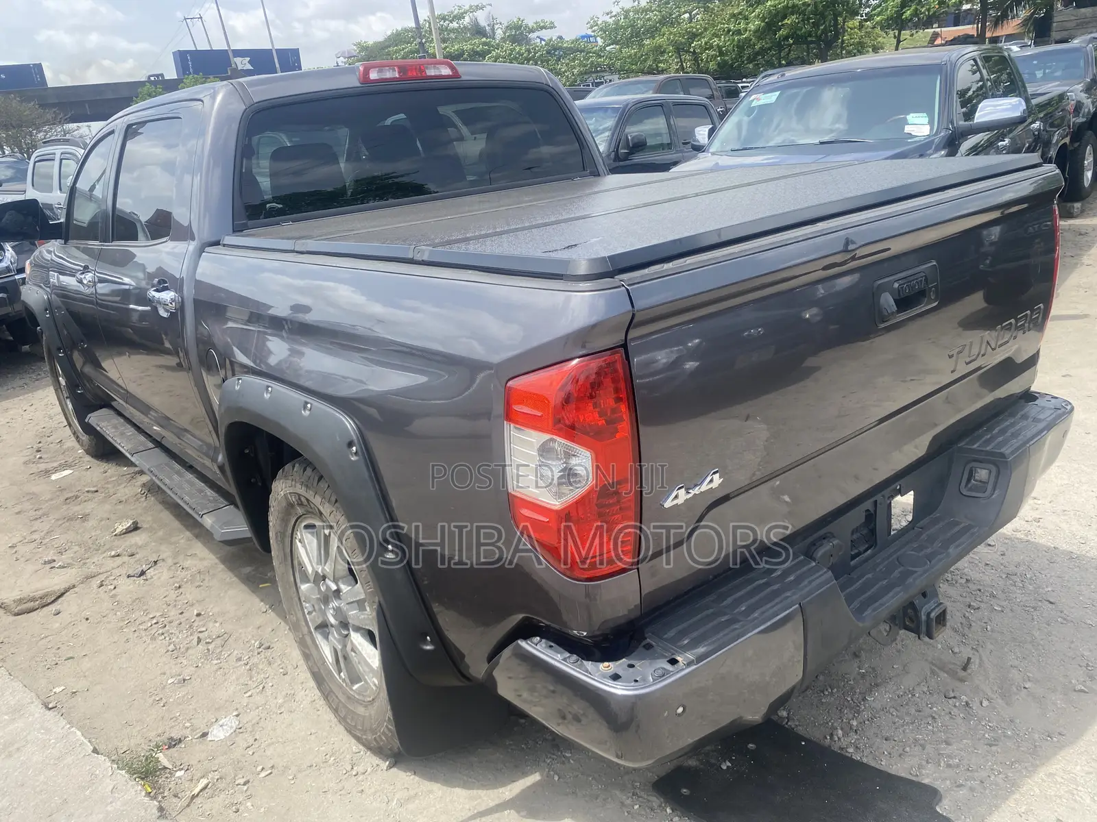 Toyota Tundra 2017 Gray
