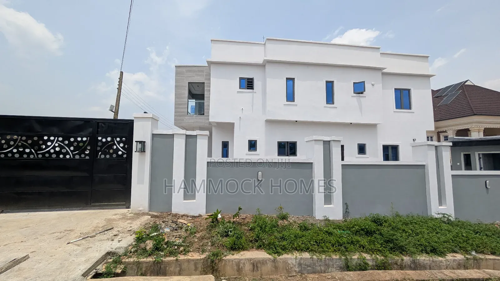 4bdrm Duplex in Akala Estate, Akobo for sale