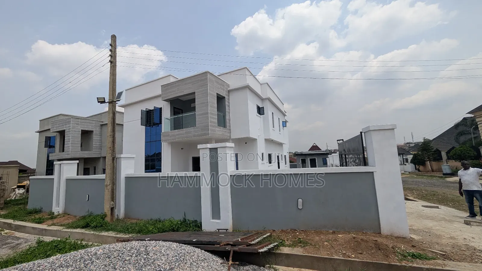 4bdrm Duplex in Akala Estate, Akobo for sale