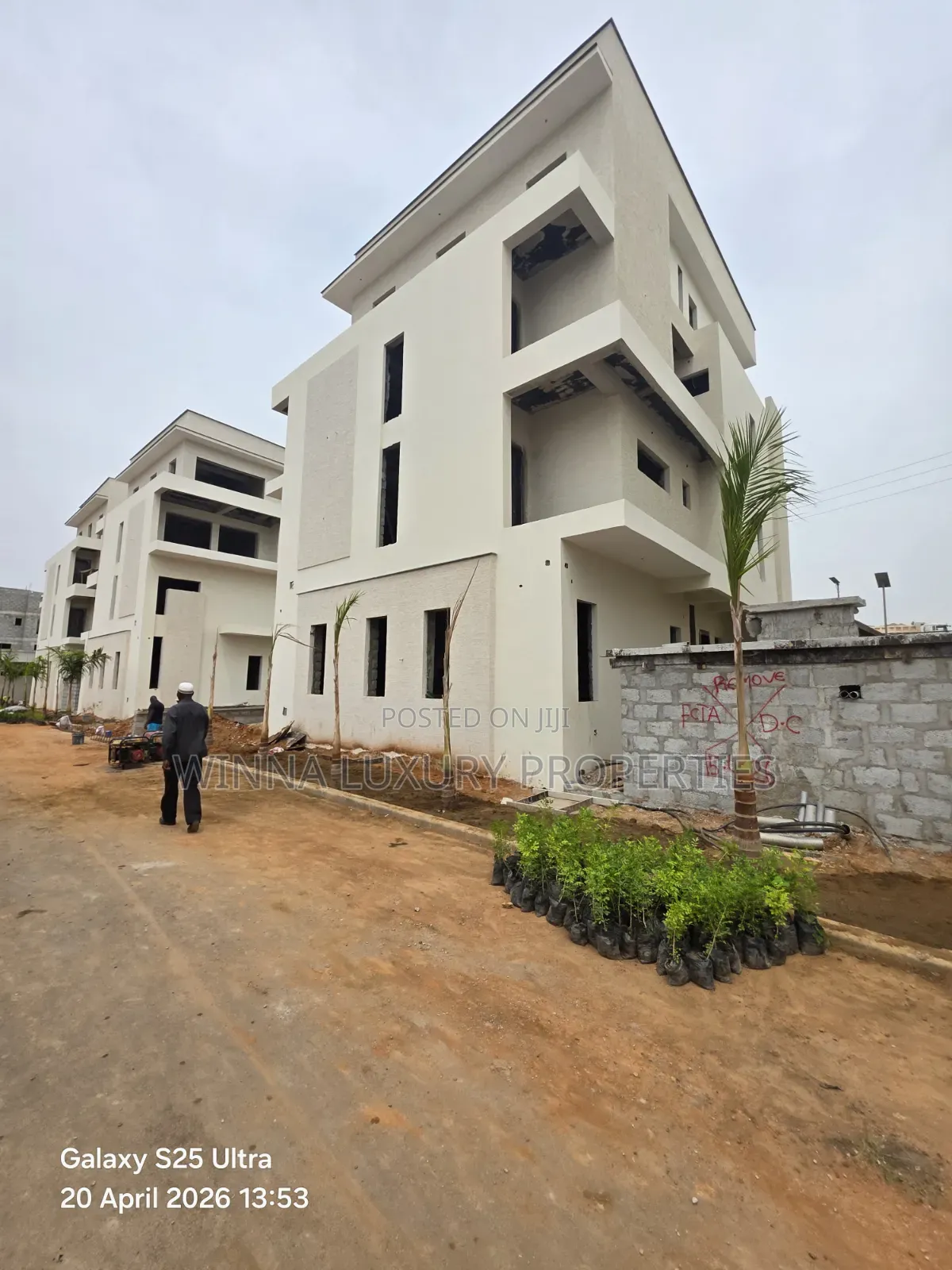 6bdrm Villa in Mabushi for sale