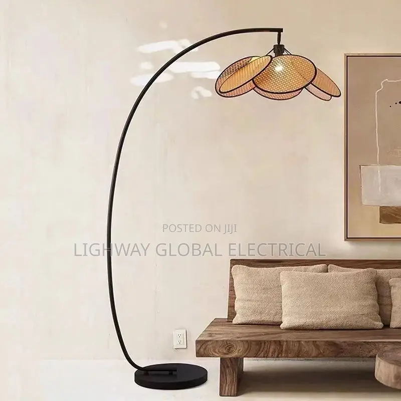 2026 Post Modern Petal Grid Led Floor Lamp