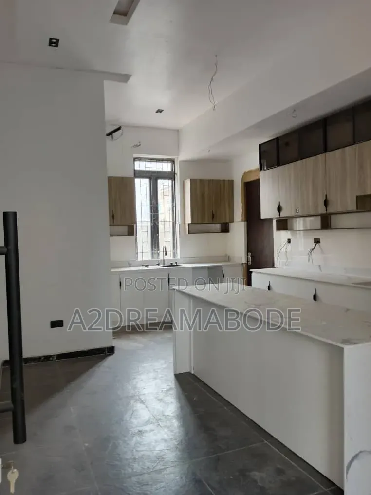 4bdrm Duplex in Opic, Lagos, Isheri North for sale
