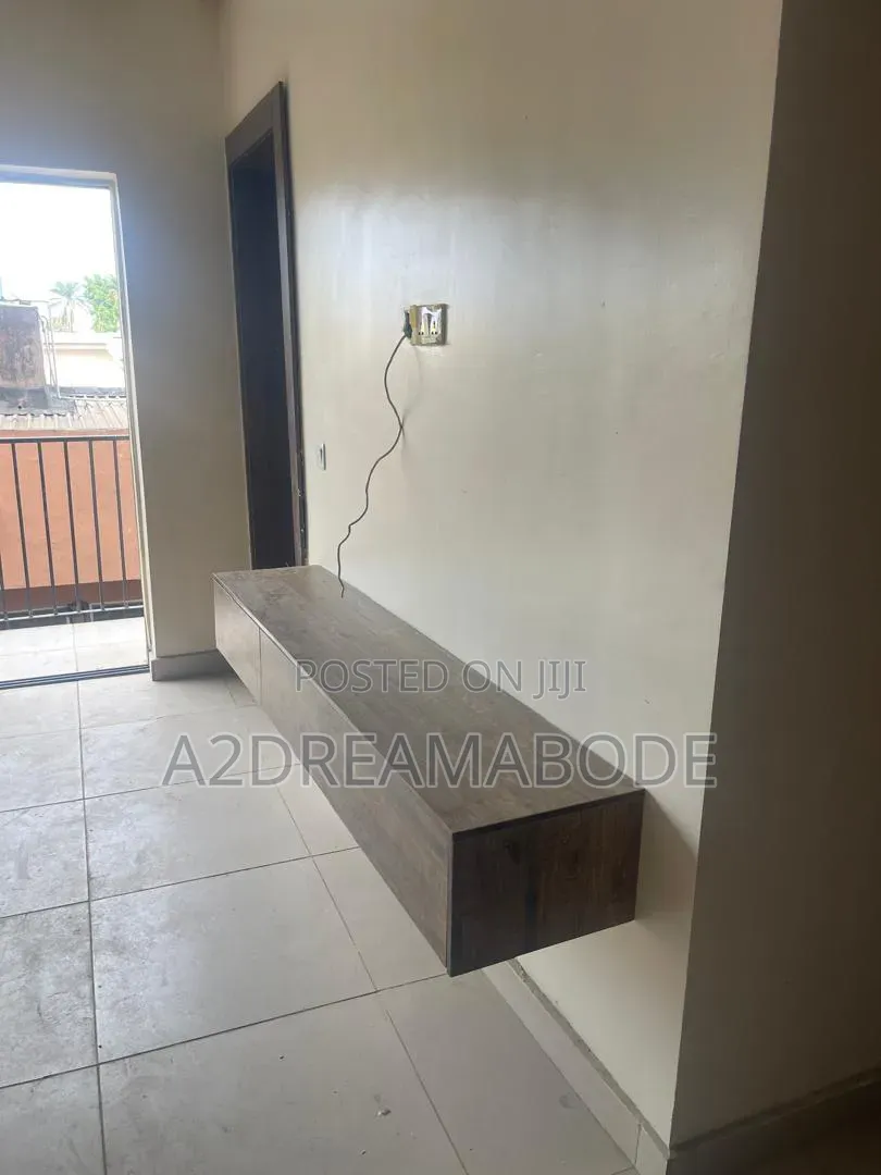 1bdrm Apartment in Yaba, Onike for sale